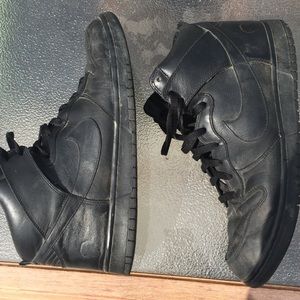 Questlove x Nike Dunk (black)